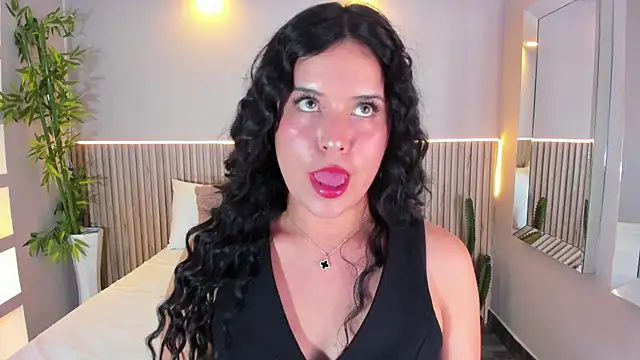 Snapshot of GeorginaReyes chatting on 09/09/25, 10:53 GeorginaReyes online show from 09/09/25, 10:53