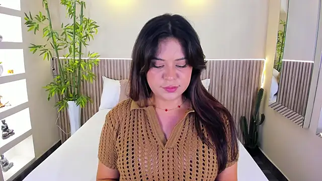 GeorginaReyes online show from 07/15/26, 08:36