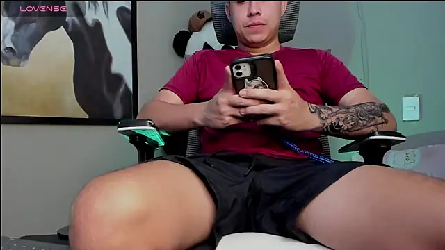 Snapshot of mattiwsmorris_ chatting on 09/08/25, 02:38 mattiwsmorris  online show from 09/08/25, 02:38