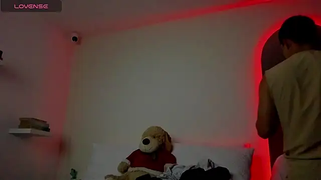 Snapshot of mattiwsmorris_ chatting on 04/13/26, 01:49 mattiwsmorris online show from 04/13/26, 01:49