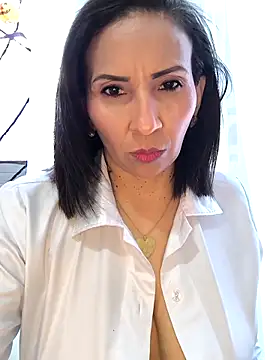 Mrsvictoriaaa online show from 10/29/25, 07:37