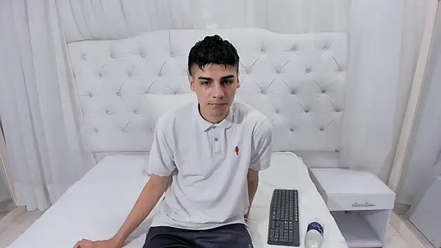 frank jhonsson online show from 12/18/25, 04:57