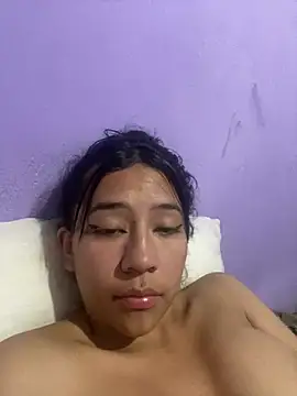 Snapshot of kitty_jets chatting on 03/08/25, 04:34 kitty jets online show from 03/08/25, 04:34