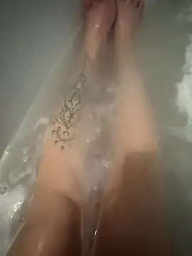 Naughtbaby 2025 online show from 10/19/25, 01:01