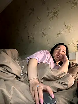 Naughtbaby 2025 online show from 10/25/25, 11:21