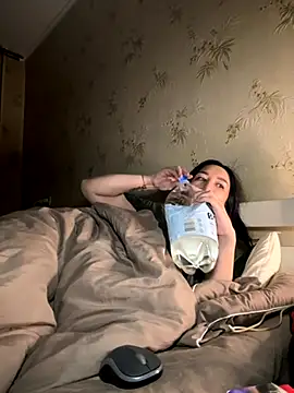 Snapshot of Naughtbaby_2025 chatting on 10/30/25, 02:02 Naughtbaby 2025 online show from 10/30/25, 02:02