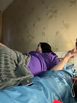 Snapshot of Naughtbaby_2025 chatting on 11/30/25, 01:15 Naughtbaby 2025 online show from 11/30/25, 01:15