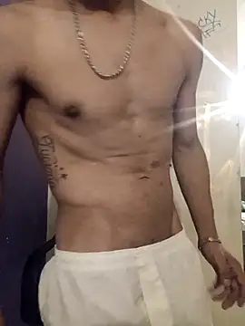 Snapshot of LeonRoots chatting on 02/15/26, 10:25 LeonRoots online show from 02/15/26, 10:25