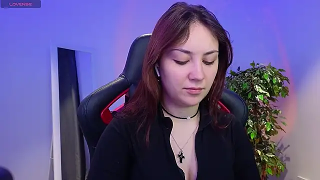 AshleySkott  online show from 12/19/25, 09:05