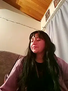 Arielle lov online show from 09/19/25, 04:03