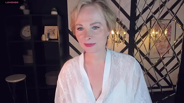 Sandra Kind online show from 02/21/25, 08:40