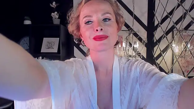 Sandra Kind online show from 03/18/25, 08:36