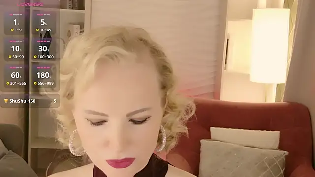 Snapshot of Sandra_Kind chatting on 04/25/26, 05:54 Sandra Kind online show from 04/25/26, 05:54