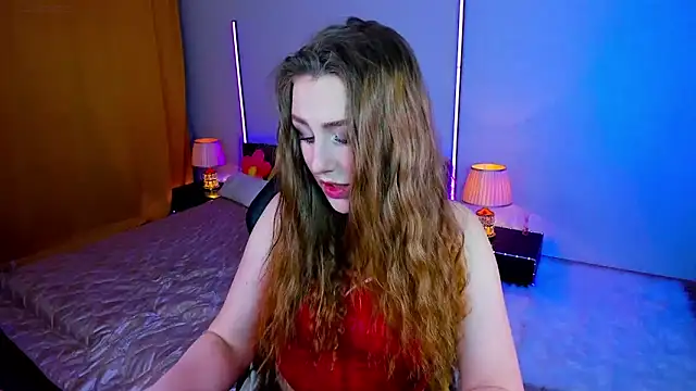 Snapshot of Sofia_beautifuul chatting on 03/19/26, 02:26 Sofia beautifuul online show from 03/19/26, 02:26