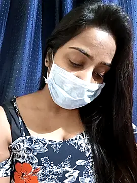 COZY ROZI online show from 02/16/25, 04:21