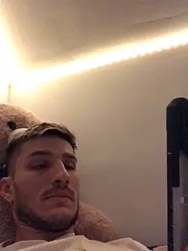 yoyoboy988 online show from 02/17/25, 09:08