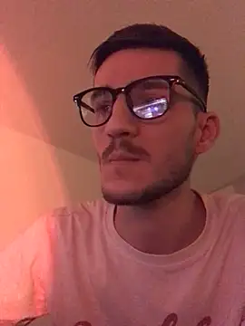 yoyoboy988 online show from 02/18/25, 09:42