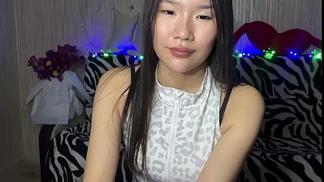 Snapshot of Asian_Vi chatting on 03/14/25, 07:12 Asian Vi online show from 03/14/25, 07:12