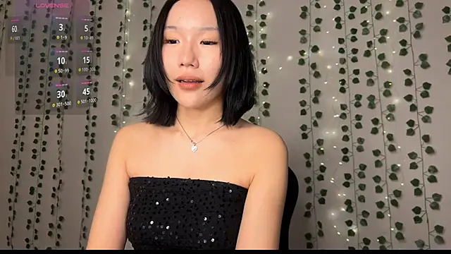 Snapshot of Asian_Vi chatting on 04/26/26, 07:44 Asian Vi online show from 04/26/26, 07:44