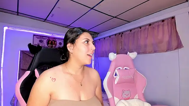 Cristal Smith20 online show from 03/10/26, 01:49