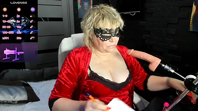 LaylaLayla7 online show from 01/14/26, 06:41