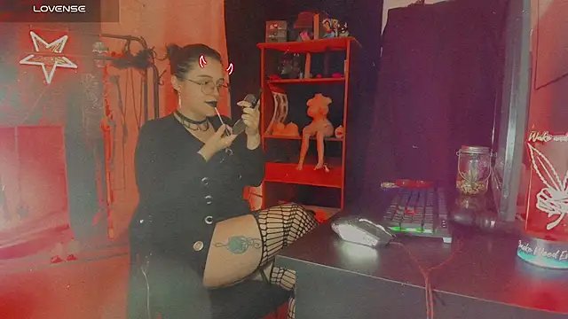 OnyxDiosaGotica online show from 10/12/25, 02:43