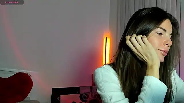 Snapshot of Andrea_tasty chatting on 05/31/26, 06:09 Andrea tasty online show from 05/31/26, 06:09