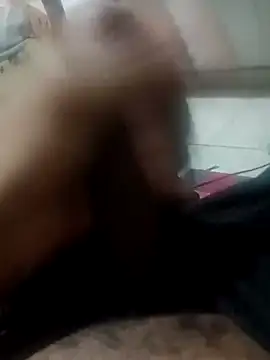 Delavia online show from 02/25/25, 01:20