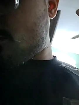 hornypurush online show from 12/01/25, 05:07