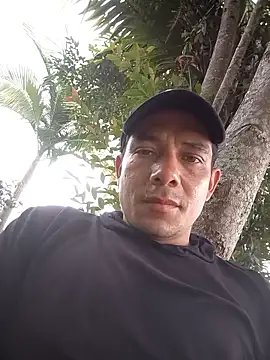 Snapshot of Mycansonhot chatting on 02/22/26, 06:17 Mycansonhot online show from 02/22/26, 06:17