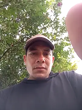 Snapshot of Mycansonhot chatting on 03/08/26, 04:44 Mycansonhot online show from 03/08/26, 04:44