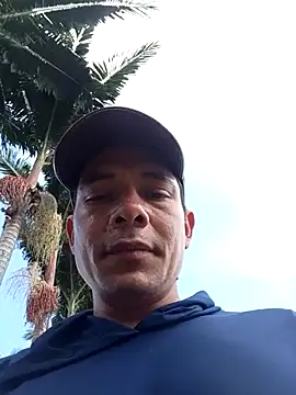 Snapshot of Mycansonhot chatting on 04/19/26, 06:54 Mycansonhot online show from 04/19/26, 06:54