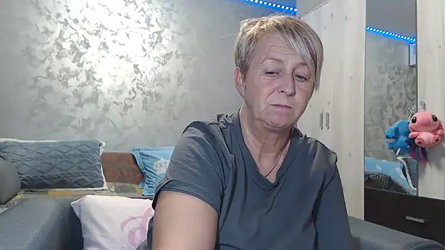 RosesandLillies online show from 02/22/26, 04:38