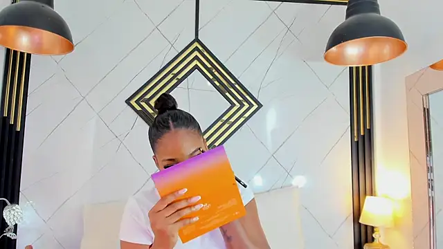 EmilyDiaaz online show from 12/20/25, 12:45