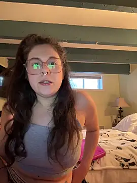 Rosiee69  online show from 03/02/25, 10:16