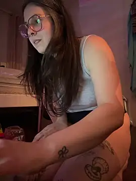 Rosiee69  online show from 03/04/25, 10:49