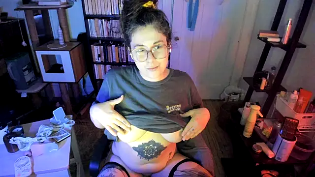 Snapshot of Rosiee69_ chatting on 02/09/26, 09:19 Rosiee69 online show from 02/09/26, 09:19