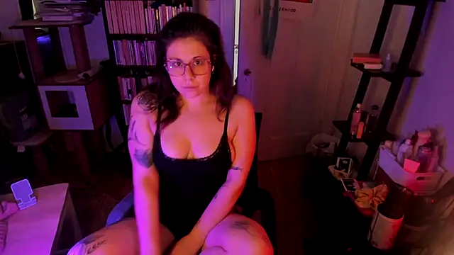 Snapshot of Rosiee69_ chatting on 02/15/26, 03:53 Rosiee69 online show from 02/15/26, 03:53