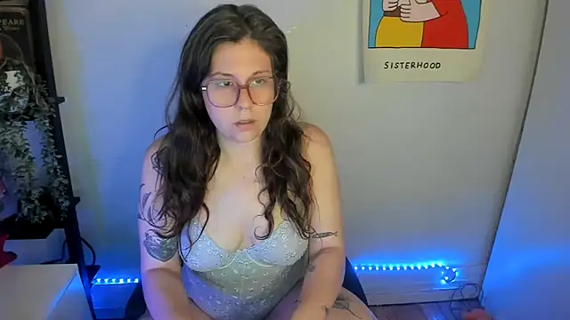 Snapshot of Rosiee69_ chatting on 04/25/26, 05:10 Rosiee69 online show from 04/25/26, 05:10