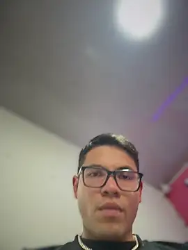 Emily-teen online show from 01/16/26, 07:29