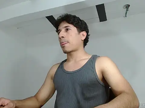 AngelHil online show from 09/21/25, 03:30