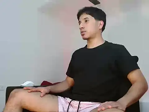 AngelHil online show from 10/27/25, 04:16