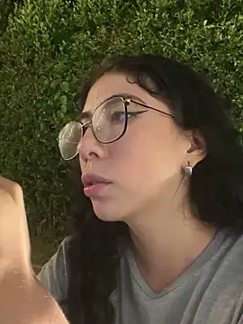 Alice surprise online show from 03/23/25, 05:54