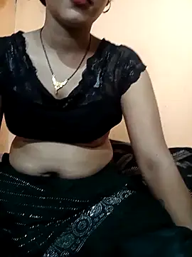 Snapshot of Sunita33 chatting on 02/23/25, 11:00 Sunita33 online show from 02/23/25, 11:00