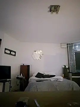 Snapshot of Mrnutella chatting on 02/26/25, 07:09 Mrnutella online show from 02/26/25, 07:09