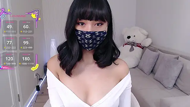 Snapshot of ThaiBoo chatting on 09/20/25, 02:12 ThaiBoo online show from 09/20/25, 02:12