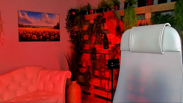 JenniferGraces online show from 10/31/25, 05:03