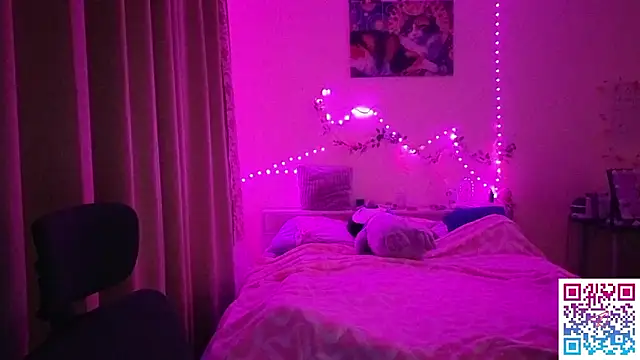 boozekirs  online show from 02/11/26, 02:27