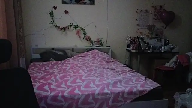 Snapshot of boozekirs_ chatting on 03/11/26, 03:01 boozekirs online show from 03/11/26, 03:01