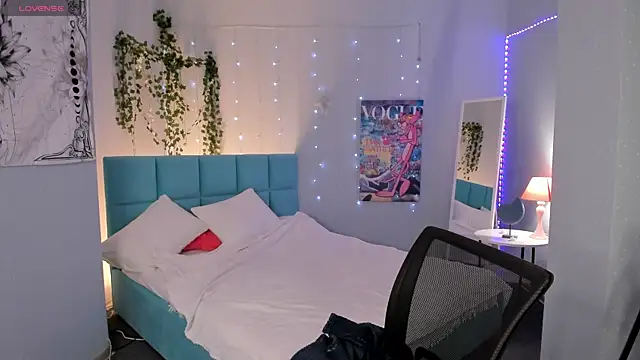 Snapshot of boozekirs_ chatting on 03/18/26, 02:58 boozekirs online show from 03/18/26, 02:58